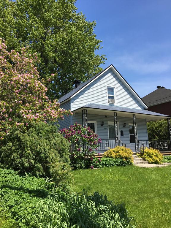 Vila Le Milka I Longueuil Exteriér fotografie